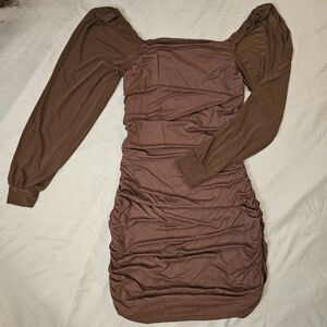 NWOT H&M Off Shoulder Scrunched Elastic Long Sleeve Bodycon Dress - Brown